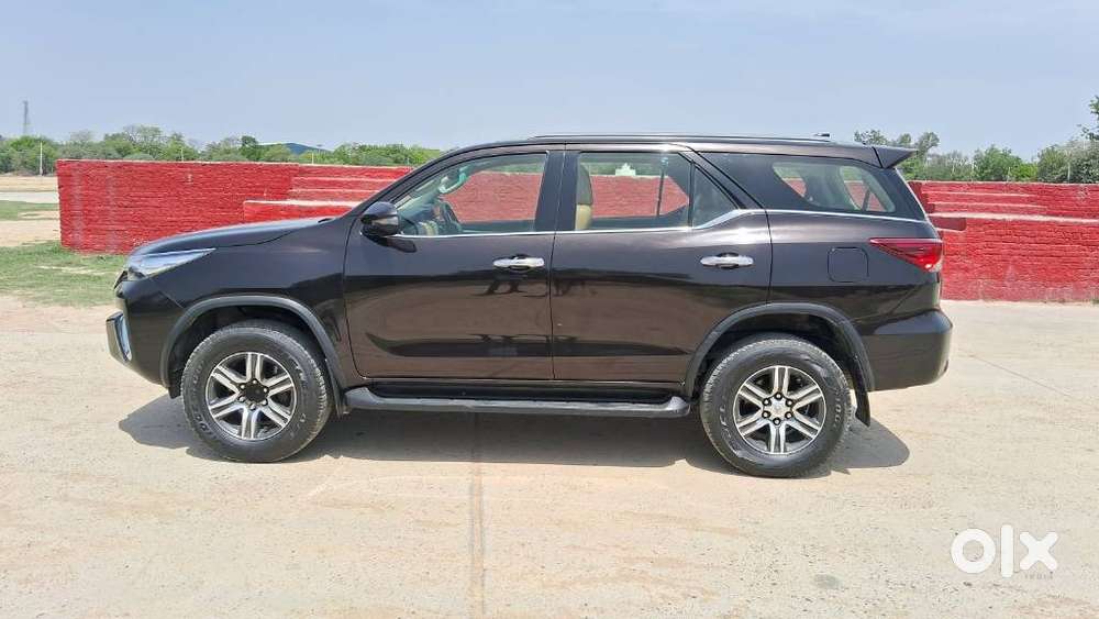 Toyota Fortuner 4x2 At 2.8 Diesel, 2020, Diesel