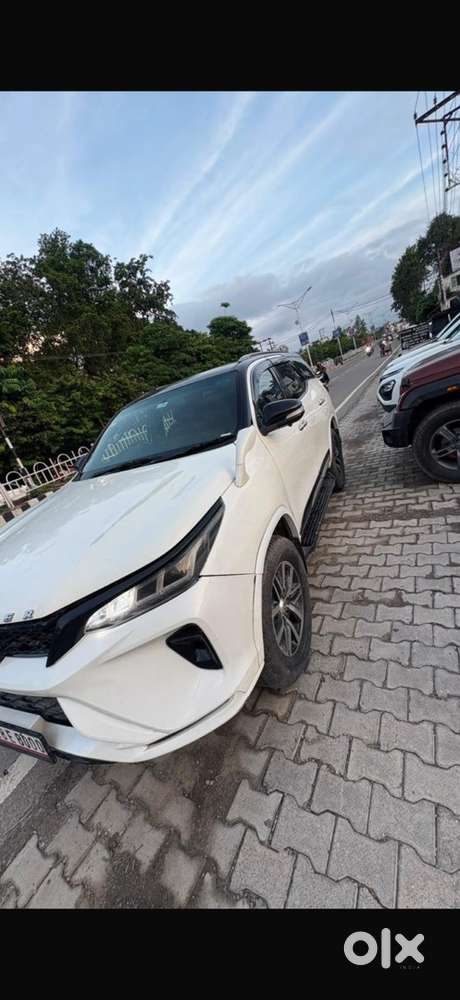 Toyota Fortuner Legender 2017 Diesel Well Maintained