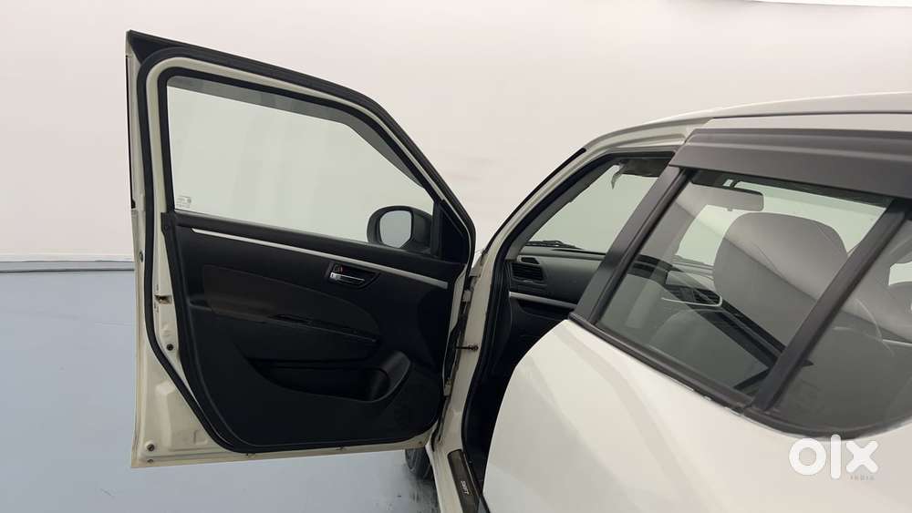 Maruti Suzuki Swift Vvt Vxi, 2014, Petrol