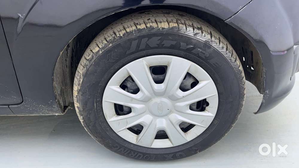 Ford Figo Petrol Zxi, 2013, Petrol