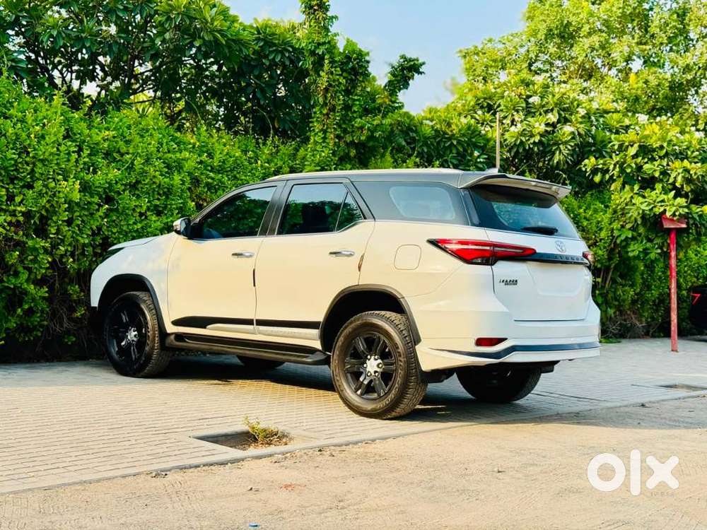 Toyota Fortuner Leader Edition (at), 2025, Diesel