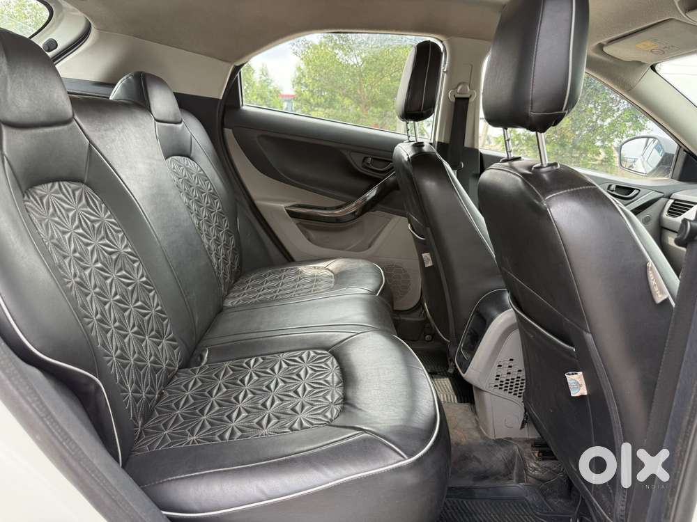 Tata Nexon 1.5 Revotorq Xm (s), 2019, Diesel