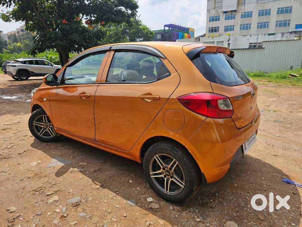 Tata Tiago 1.2 Revotron Xta, 2018, Petrol