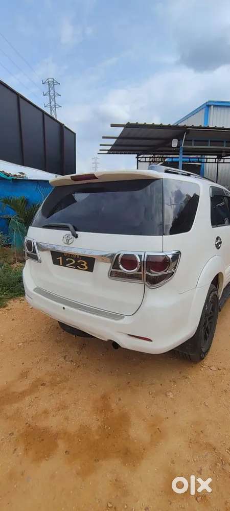 Toyota Fortuner Diesel Manual 2014