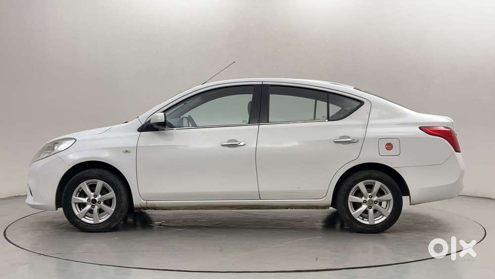 Nissan Sunny Xv, 2014, Petrol