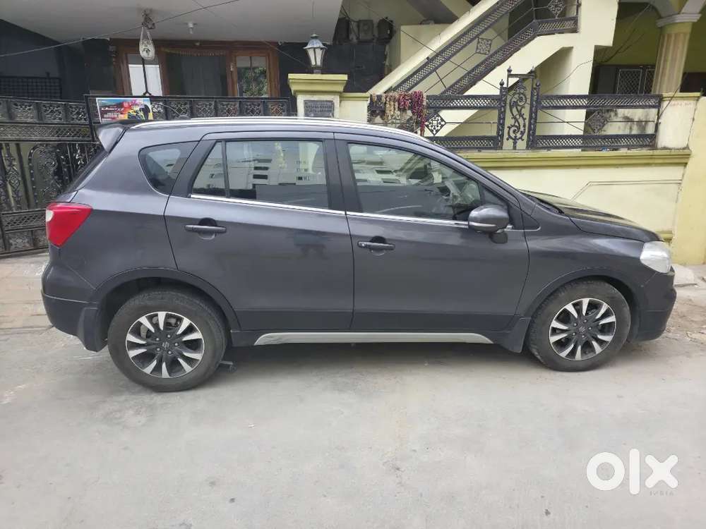 Maruti Suzuki S Cross 2022 Petrol Well Maintained