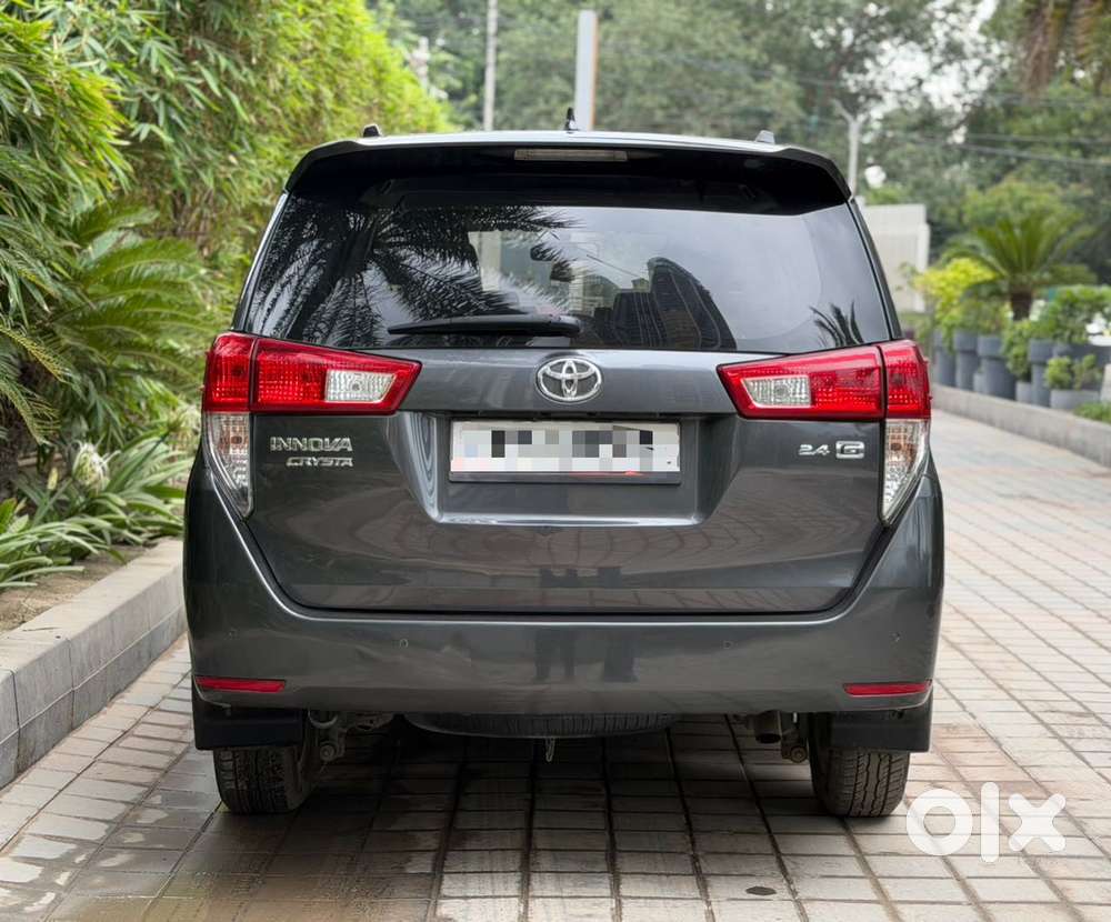 Toyota Innova Crysta [2020-ongoing] 2.4 Gx 7 Str, 2021, Diesel
