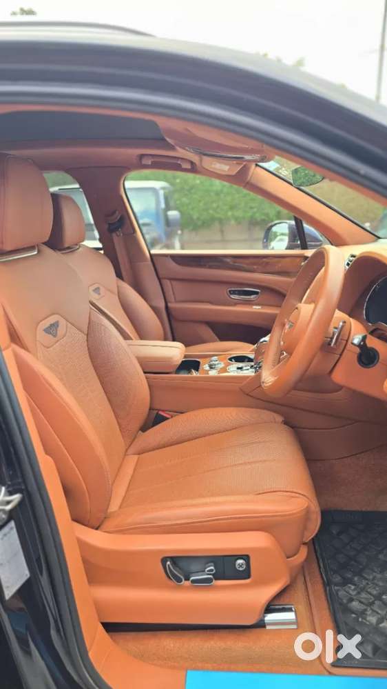Bentley Bentayga, 2023, Petrol