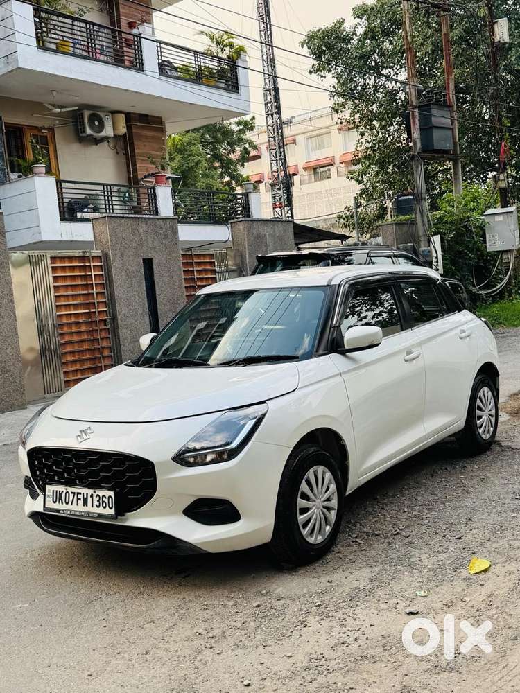 Maruti Suzuki Swift Vxi + Manual, 2024, Petrol