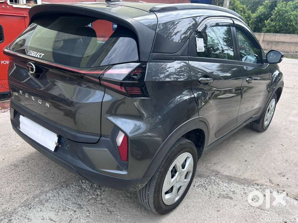 Tata Nexon 2025 Petrol