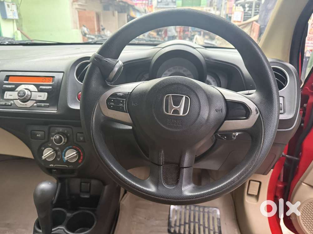 Honda Brio Vx (o) At, 2014, Petrol