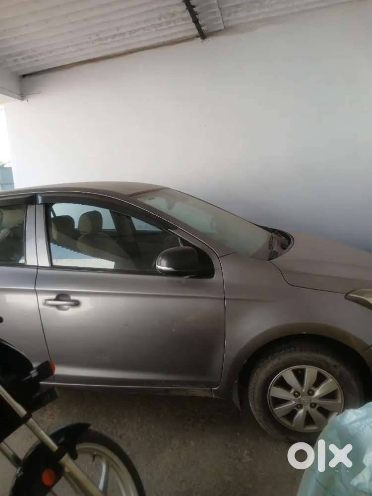 Top Model Power Window Music System Fully Ac