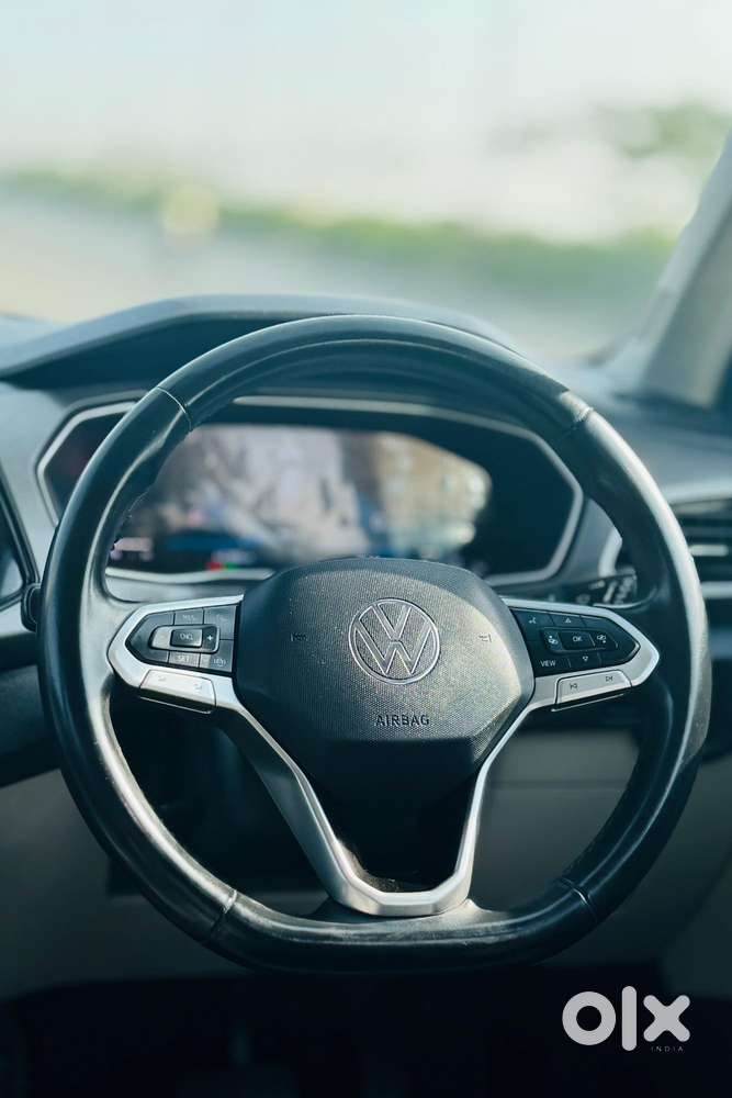 Volkswagen Taigun Topline 1.0 Tsi At (electric Seats), 2022, Petrol