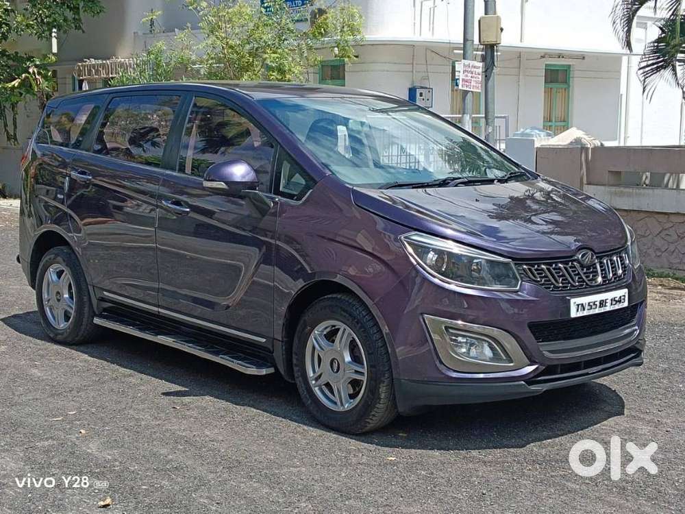 Mahindra Marazzo M6, 2019