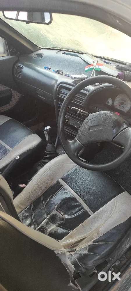 Maruti Suzuki Esteem 2004