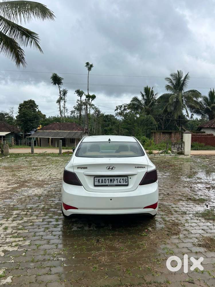 Hyundai Verna Petrol 2016