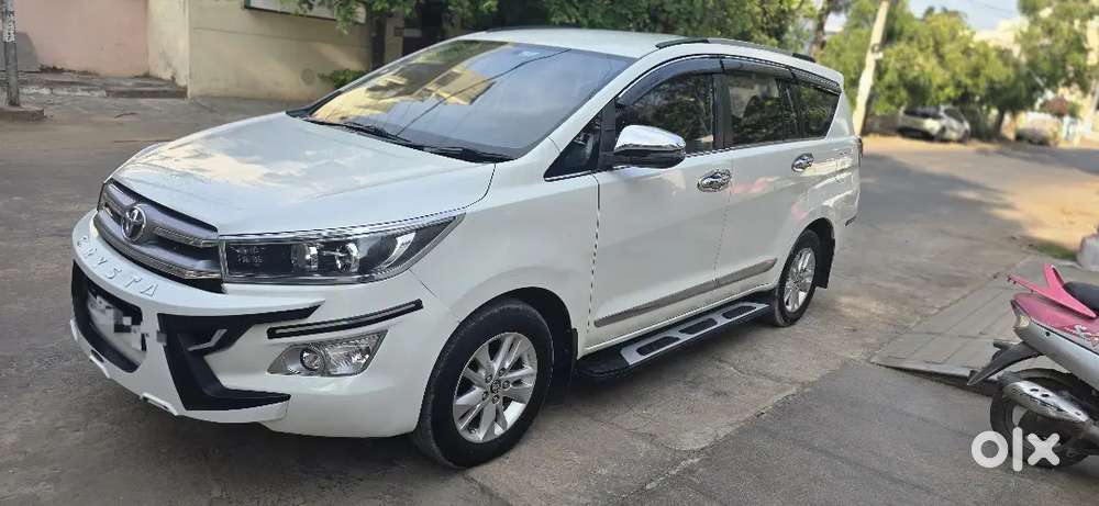Toyota Innova Crysta 2018