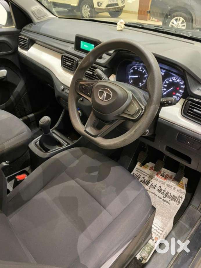 Tata Punch Pure, 2022, Petrol