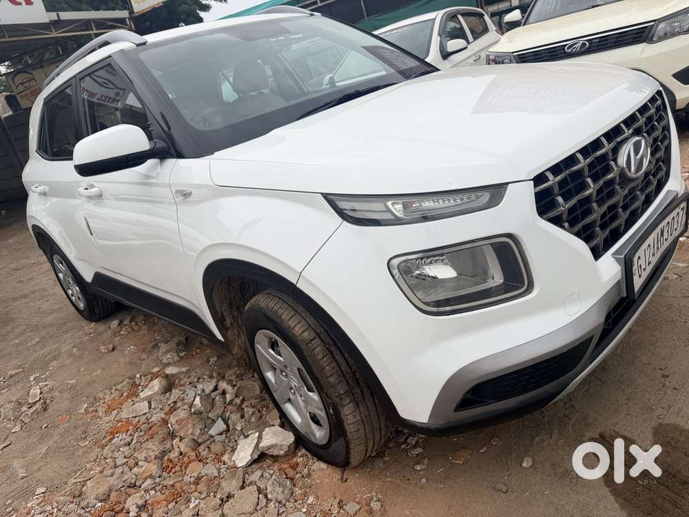 Hyundai Venue 1.2 S (o), 2020, Cng & Hybrids