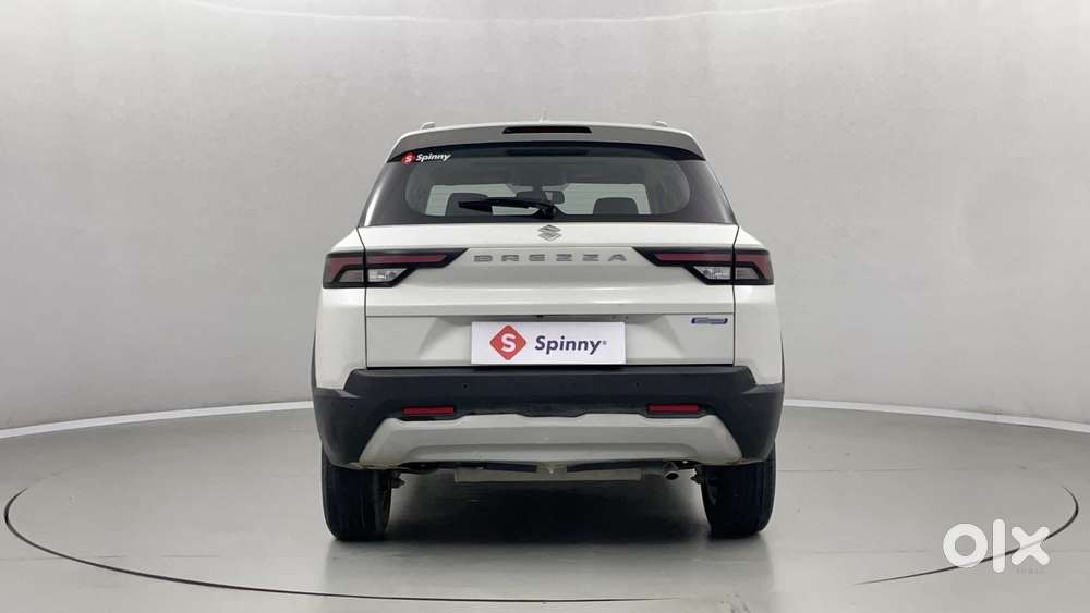 Maruti Suzuki Brezza 1.5 Zxi At Smart Hybrid Dual Tone, 2023, Petrol