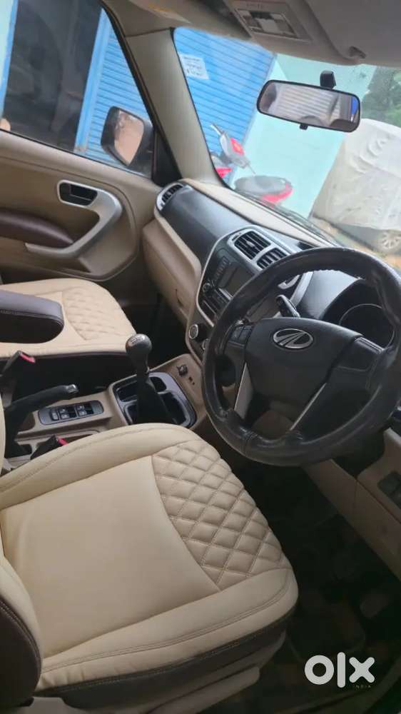 2nd Owner Mahindra Tuv300 2017 Diesel