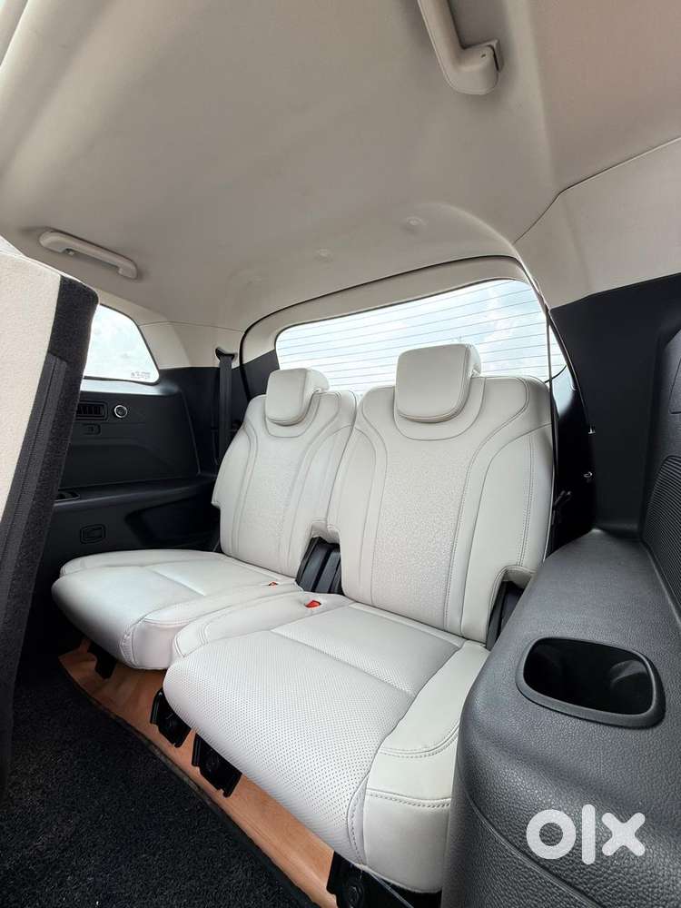 Mahindra Xuv700 2.2 Ax 7 Diesel At Str Awd, 2024, Diesel