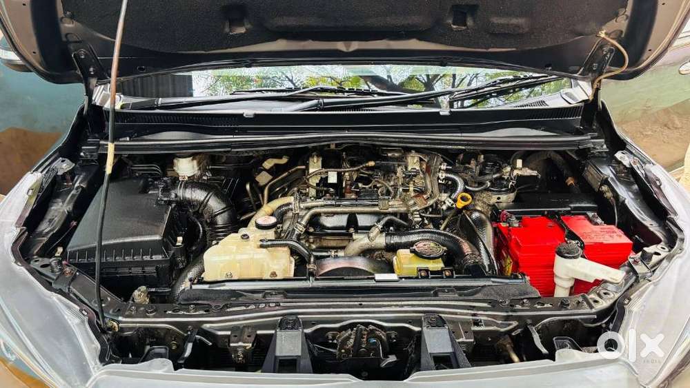 Toyota Innova Crysta 2.4 V, 2017, Diesel