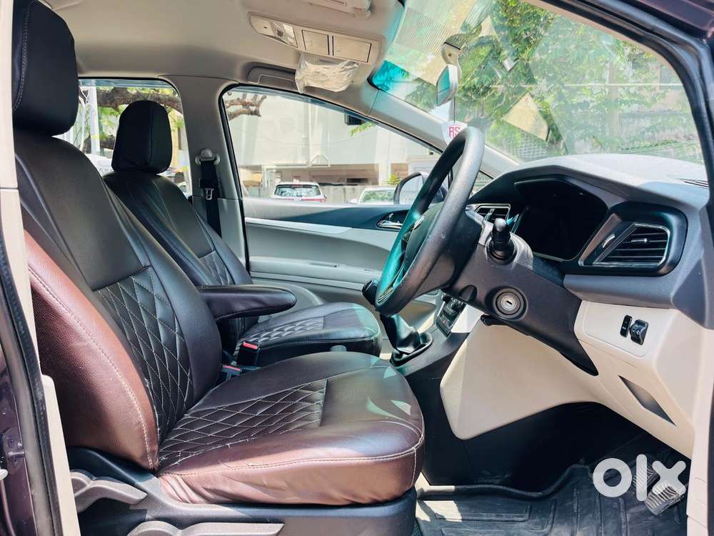Mahindra Marazzo M6 8str, 2019, Diesel