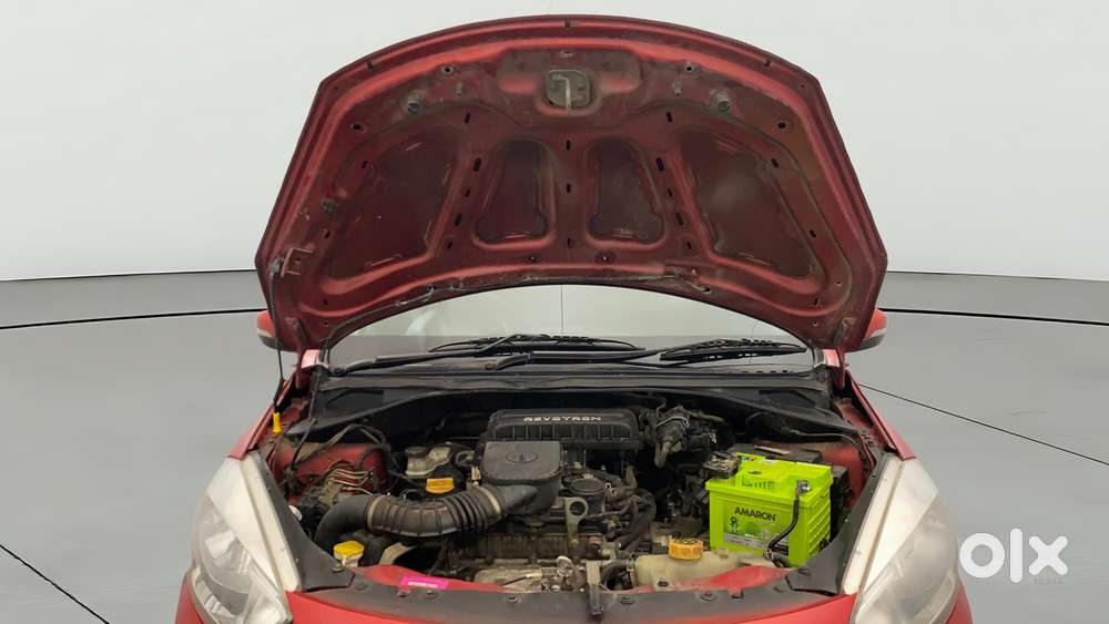 Tata Tiago 1.2 Revotron Xza, 2017, Petrol