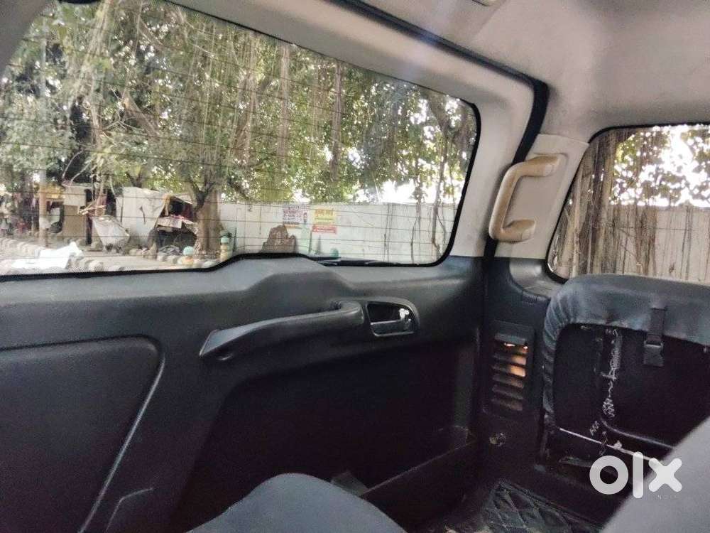 Tata Safari Storme Explorer Edition, 2015, Diesel