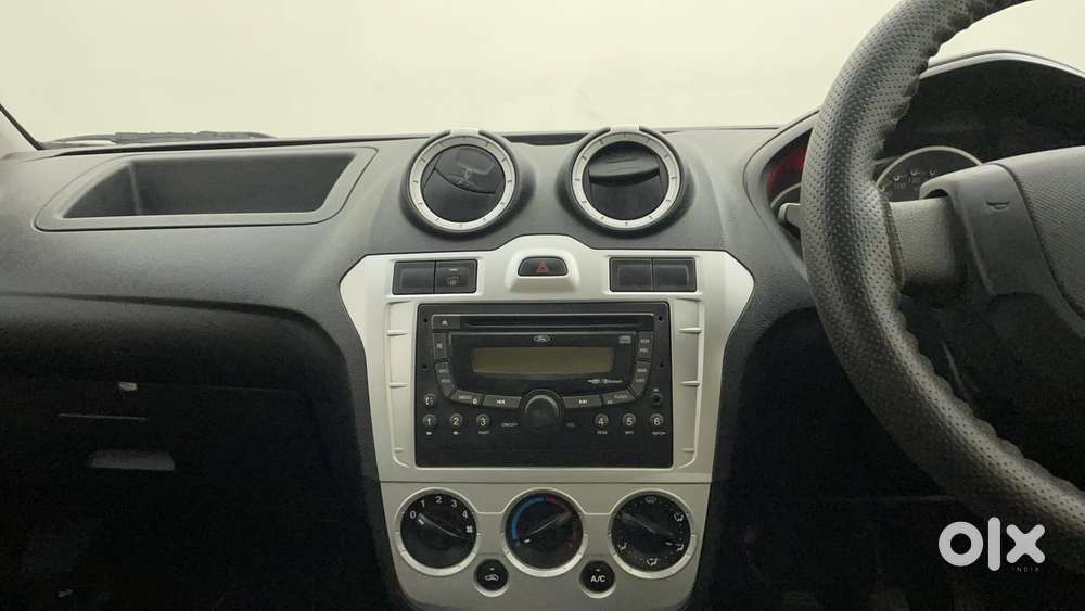 Ford Figo 2010-2012 Petrol Zxi, 2012, Petrol