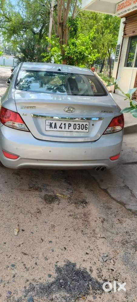 Hyundai Verna 2011 Petrol 90000 Km Driven