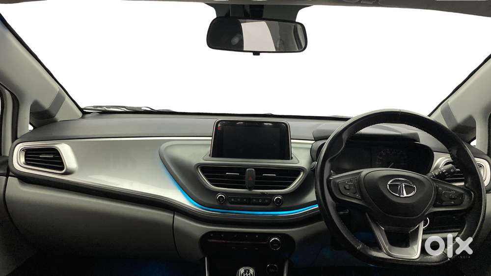 Tata Altroz Xz, 2021, Petrol