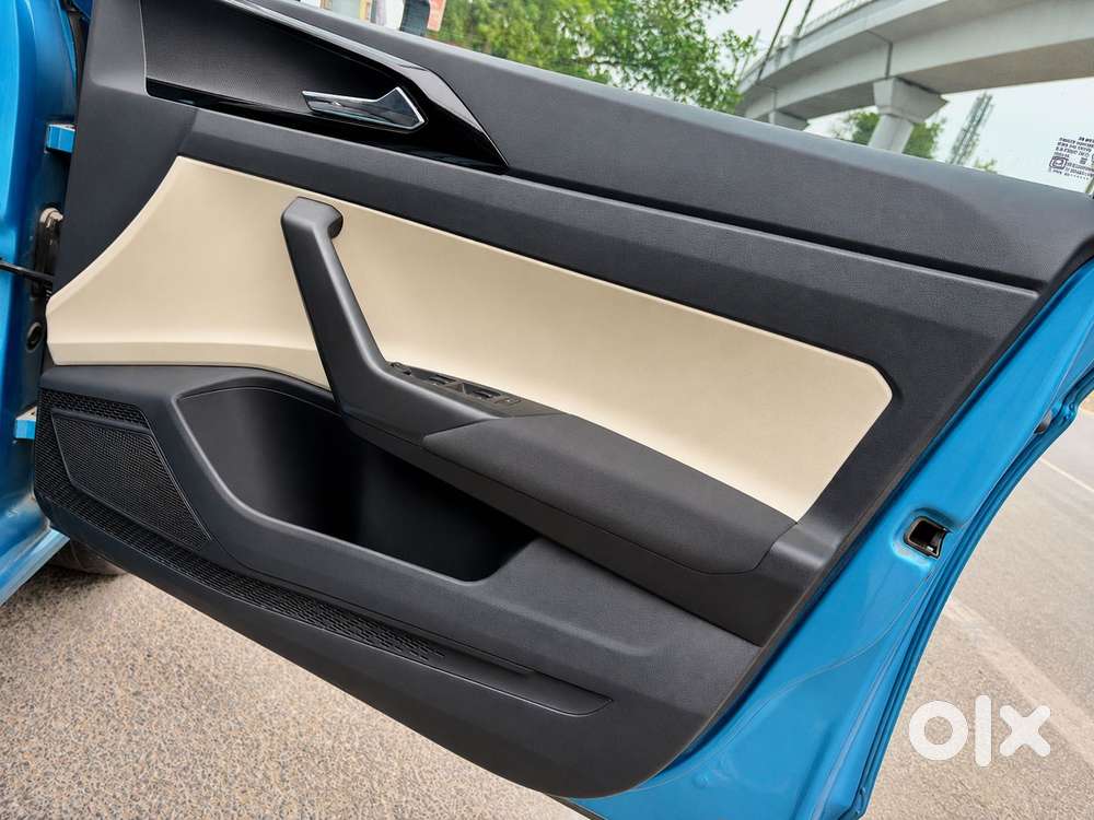Skoda Slavia Ambition 1.0l Tsi At, 2024, Petrol