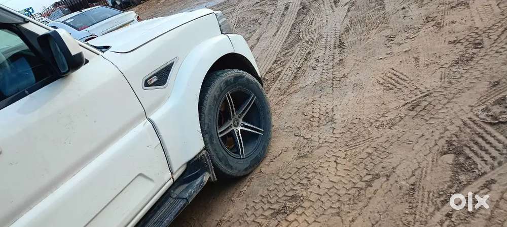 Mahindra Scorpio Classic 2018 Diesel 124000 Km Driven
