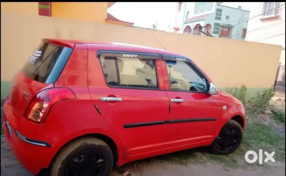 Maruti Suzuki Swift 2010