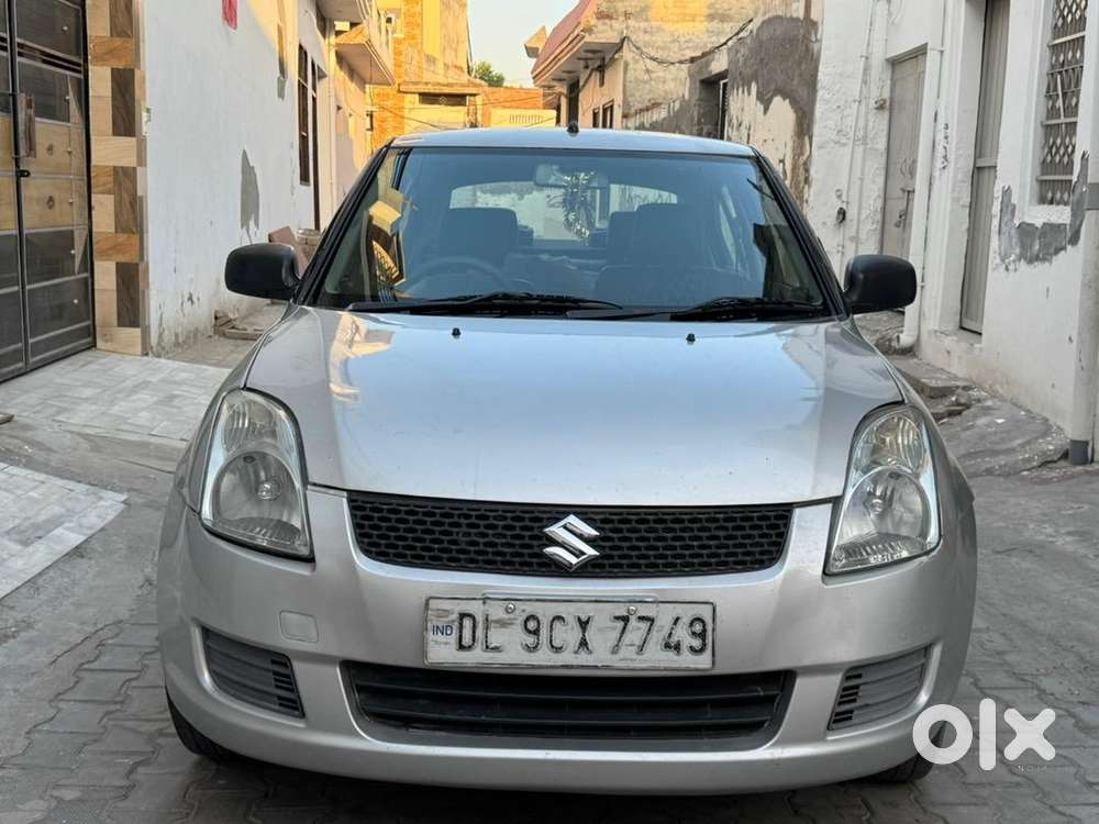 Maruti Suzuki Swift Dzire 2010 Petrol Well Maintained