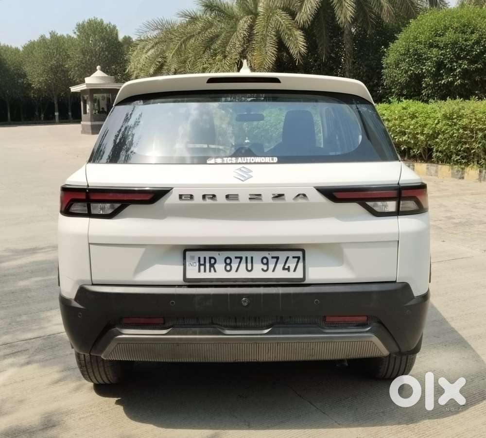 Maruti Suzuki Brezza 1.5 Lxi Cng, 2025, Petrol