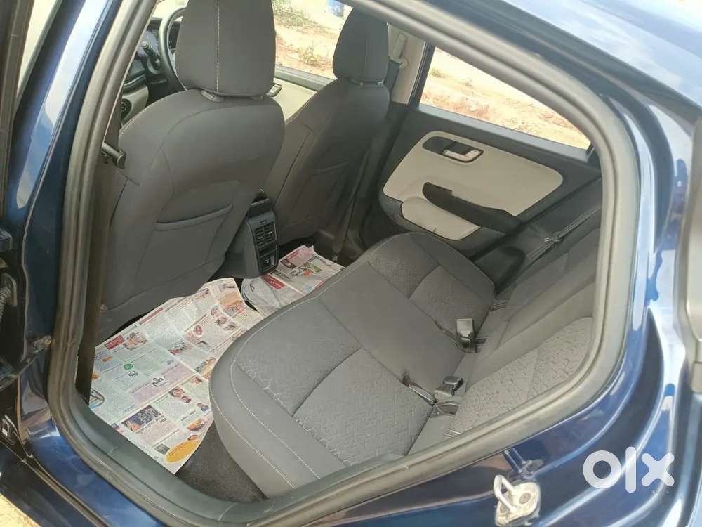 Tata Altroz 2024 Petrol 24000 Km Driven