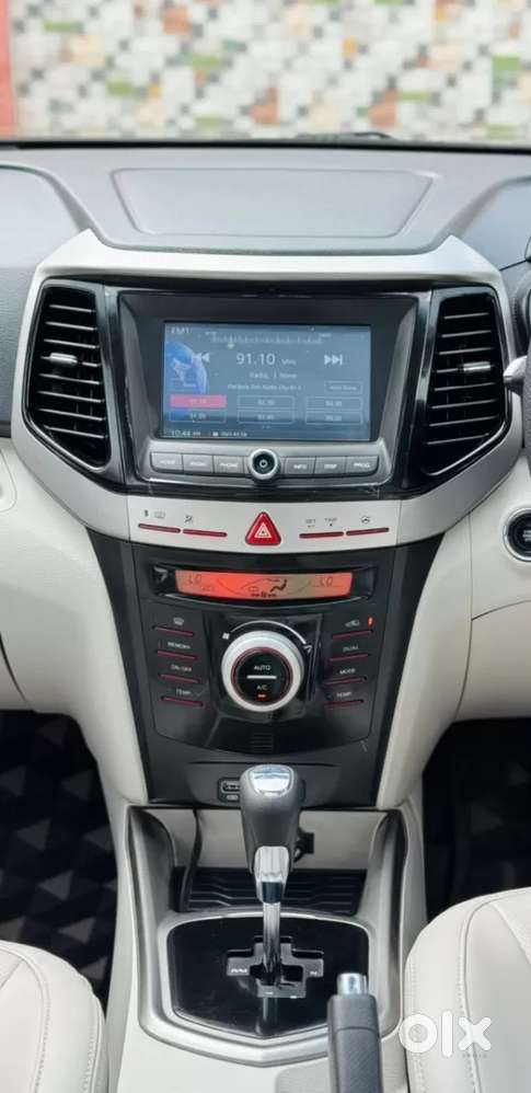 Mahindra Xuv300 W8 Option Diesel, 2023, Diesel