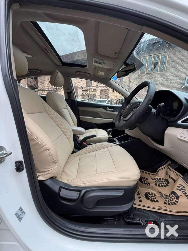 Hyundai Verna 1.5 Sx Petrol Mt, 2022, Petrol