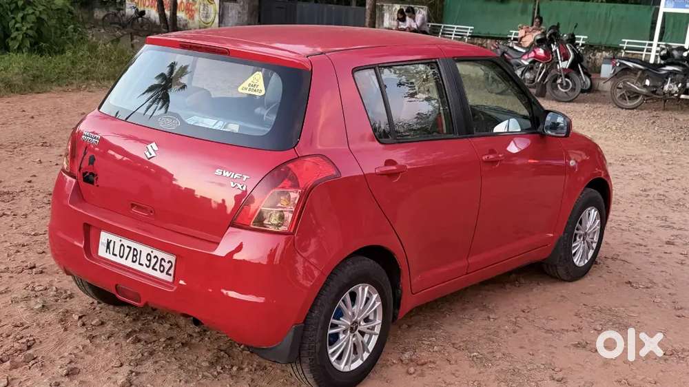 Maruti Suzuki Swift Lxi 2009