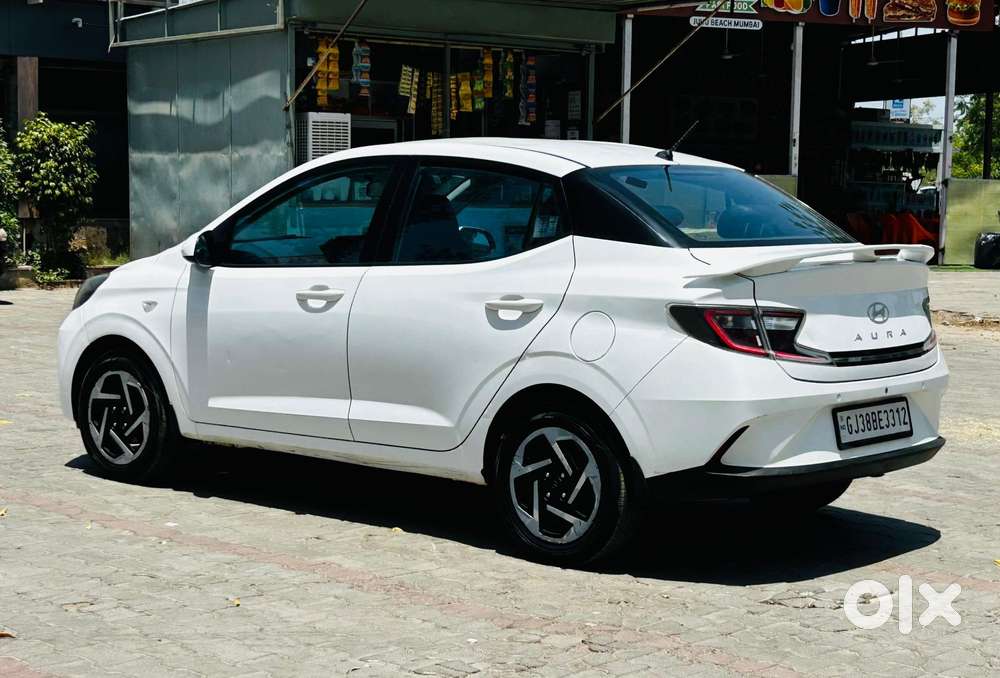 Hyundai Aura Sx Manual, 2023, Cng & Hybrids