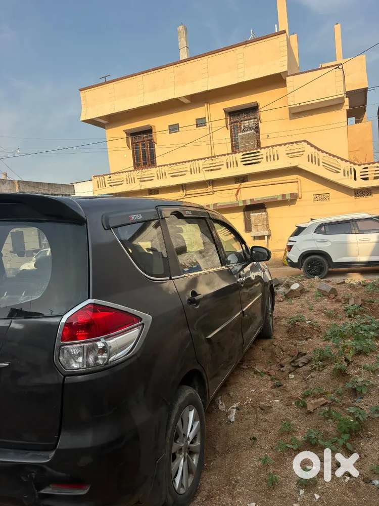 Maruti Suzuki Ertiga Zdi 2015