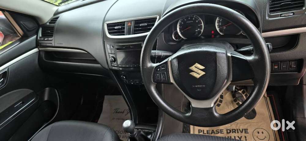 Maruti Suzuki Swift Vvt Zxi, 2013, Petrol