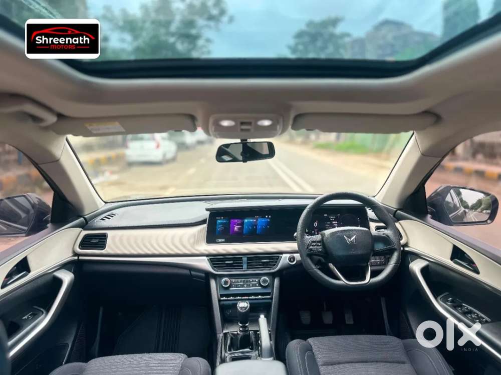 Mahindra Xuv700 2.2 Ax 5 Diesel Mt 7 Str, 2025, Diesel