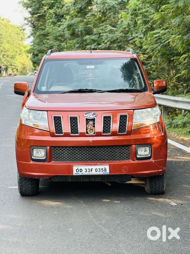 Mahindra Tuv 300 T8, 2015, Diesel