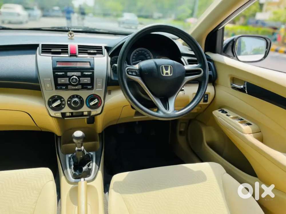 Honda City 2013 Cng & Hybrids 98000 Km Driven