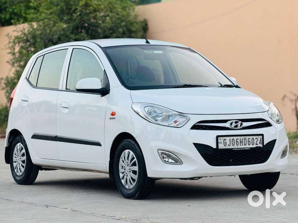 Hyundai I10 Sportz, 2014, Petrol