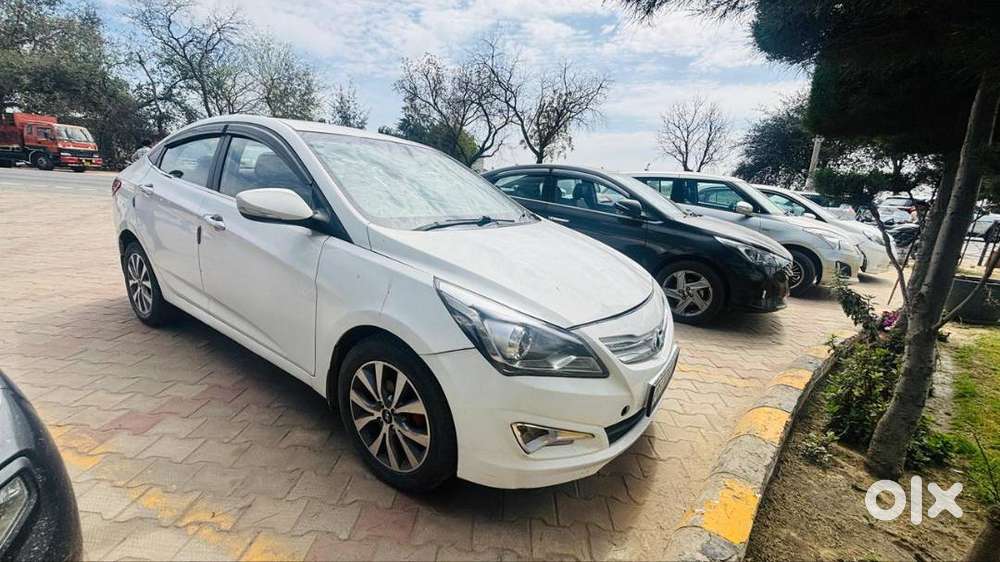 Hyundai Verna 2015 Diesel 116000 Km Driven